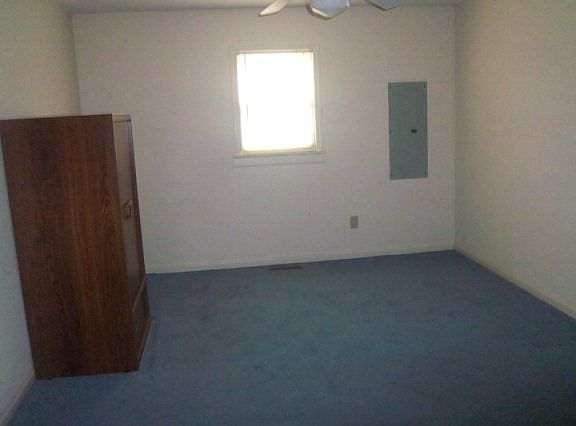 4th image of 466 W Forest Oaks Dr