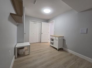 1418 El Camino Dr, Coquitlam, BC V3E3C1