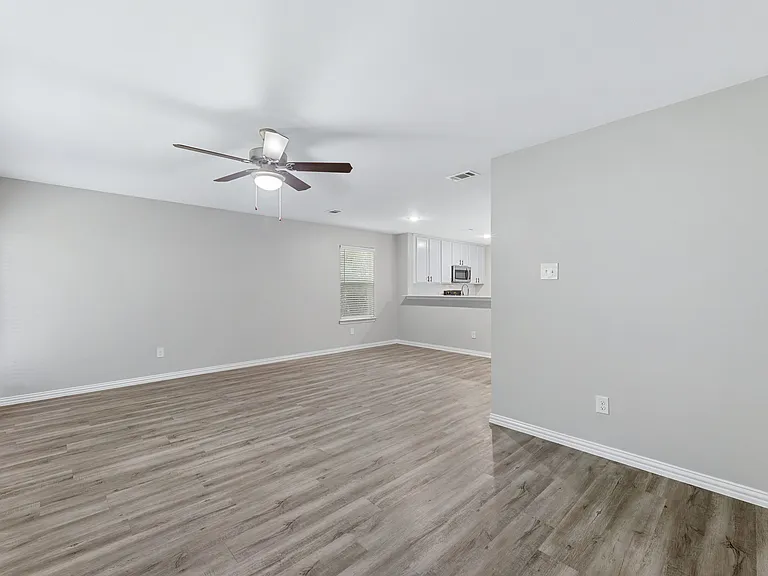 Audra Townhomes — Photo 24