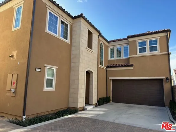 20812 W Bur Oak Cir, Northridge, CA 91326