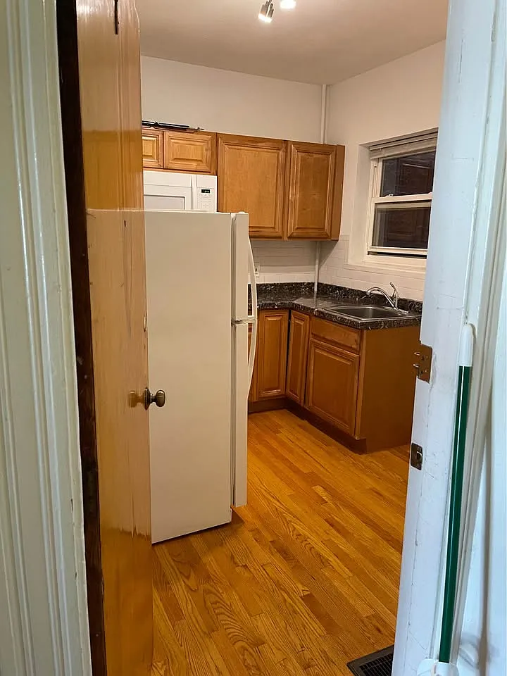 1 bed, $2,250 — Photo 4