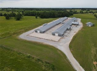 19241 Floyd Moore Rd, Gentry, AR 72734