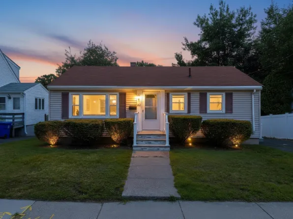 42 Windham Rd, Hyde Park, MA 02136