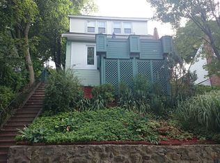 79 Redlands Rd, West Roxbury, MA 02132