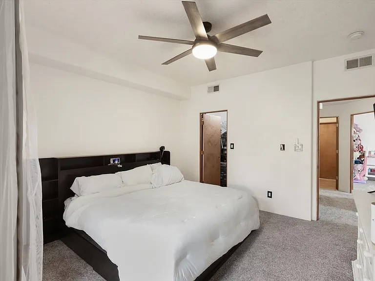 3224 Nizhoni Dr — Photo 13