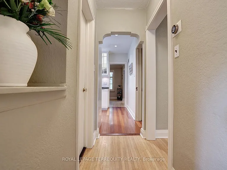 20 Elderidge Ave — Photo 24