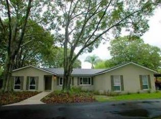 17501 Canal Shores Dr, Odessa, FL 33556