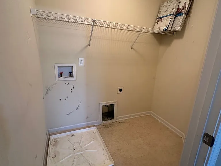 1203 Castle Pines Dr — Photo 26