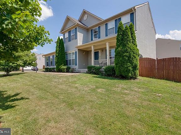 3rd image of 10250 Whistling Wind Ct