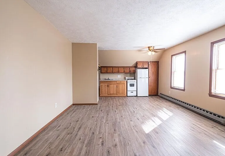 3 Charles St #3R — Photo 2
