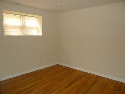 2nd image of 4703 N Malden St #1
