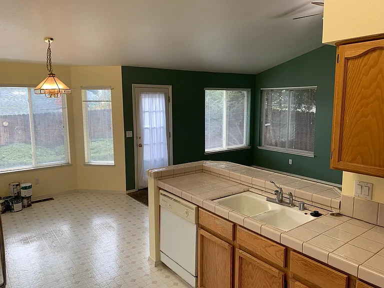 5850 Blue Horizon Dr — Photo 15