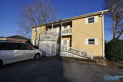 2979 Old Highway 431 #B Photo 1