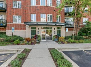 860 Weidner Rd APT 201, Buffalo Grove, IL 60089
