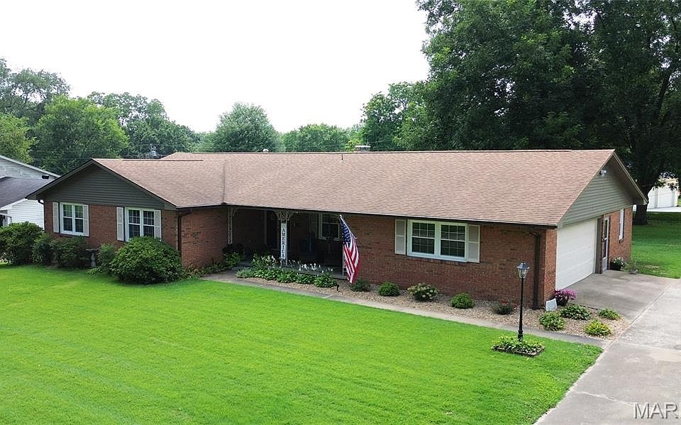 1st image of 1229 Fairlane Dr