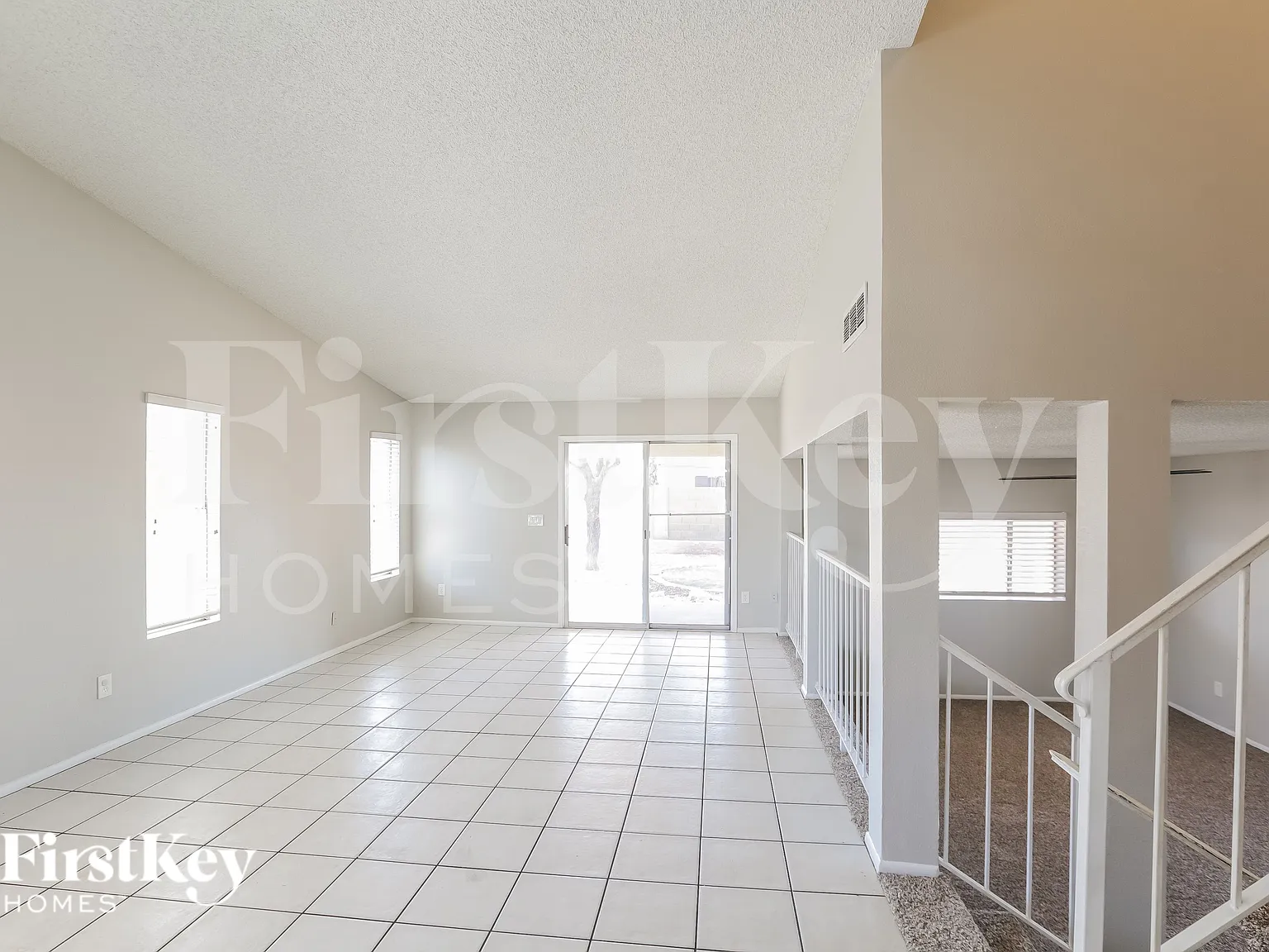 3 bed, 2.0 bath, 1537 sqft, $1,940 — Photo 4
