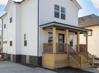 955 Elm St, Wyandotte, MI 48192