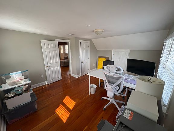 3rd image of 879 Main St #1