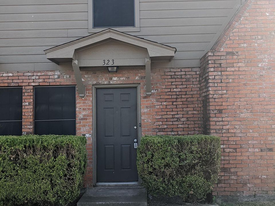 1st image of 323 Cambridge Dr