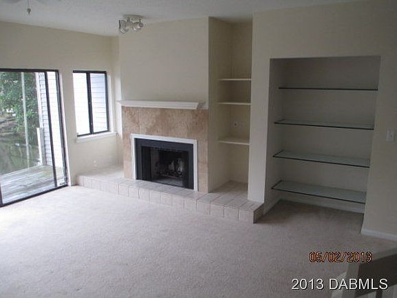 3rd image of 505 Lake Bridge Dr