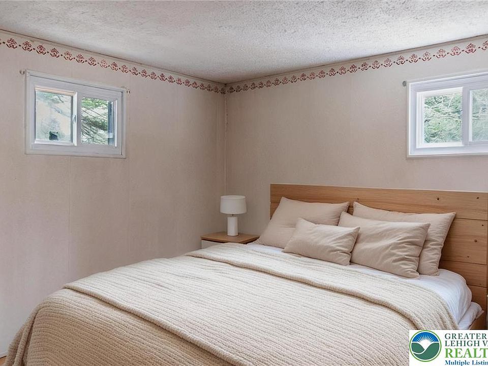 24th image of 5211 Fir Ln