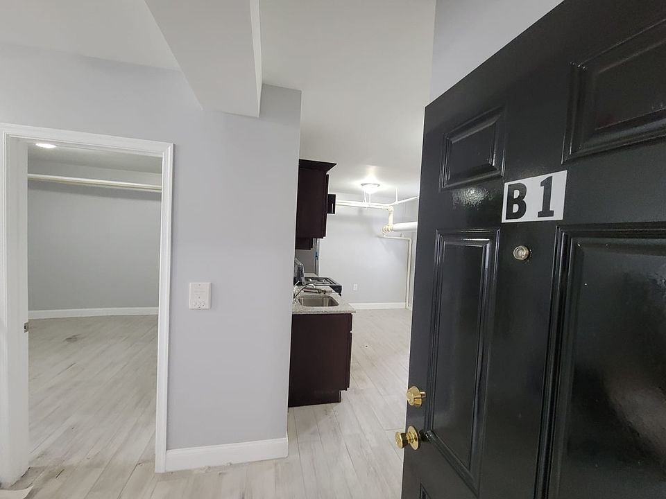 1st image of 246 Summit Ave APT B1