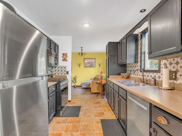 2222 Loree Rd, Applegate, MI 48401