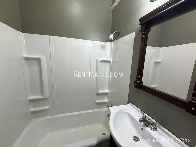 145 Union St #7 — Photo 6