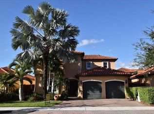 15221 SW 39th Ter, Miami, FL 33185