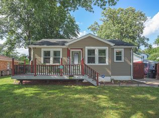 4221 Oak Ln, Belleville, IL 62226