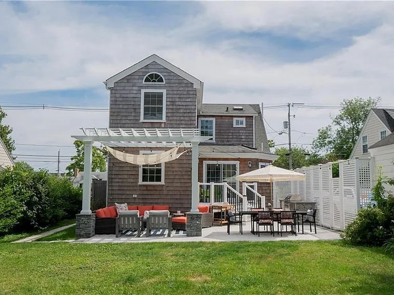 122 Ruggles Ave — Photo 50