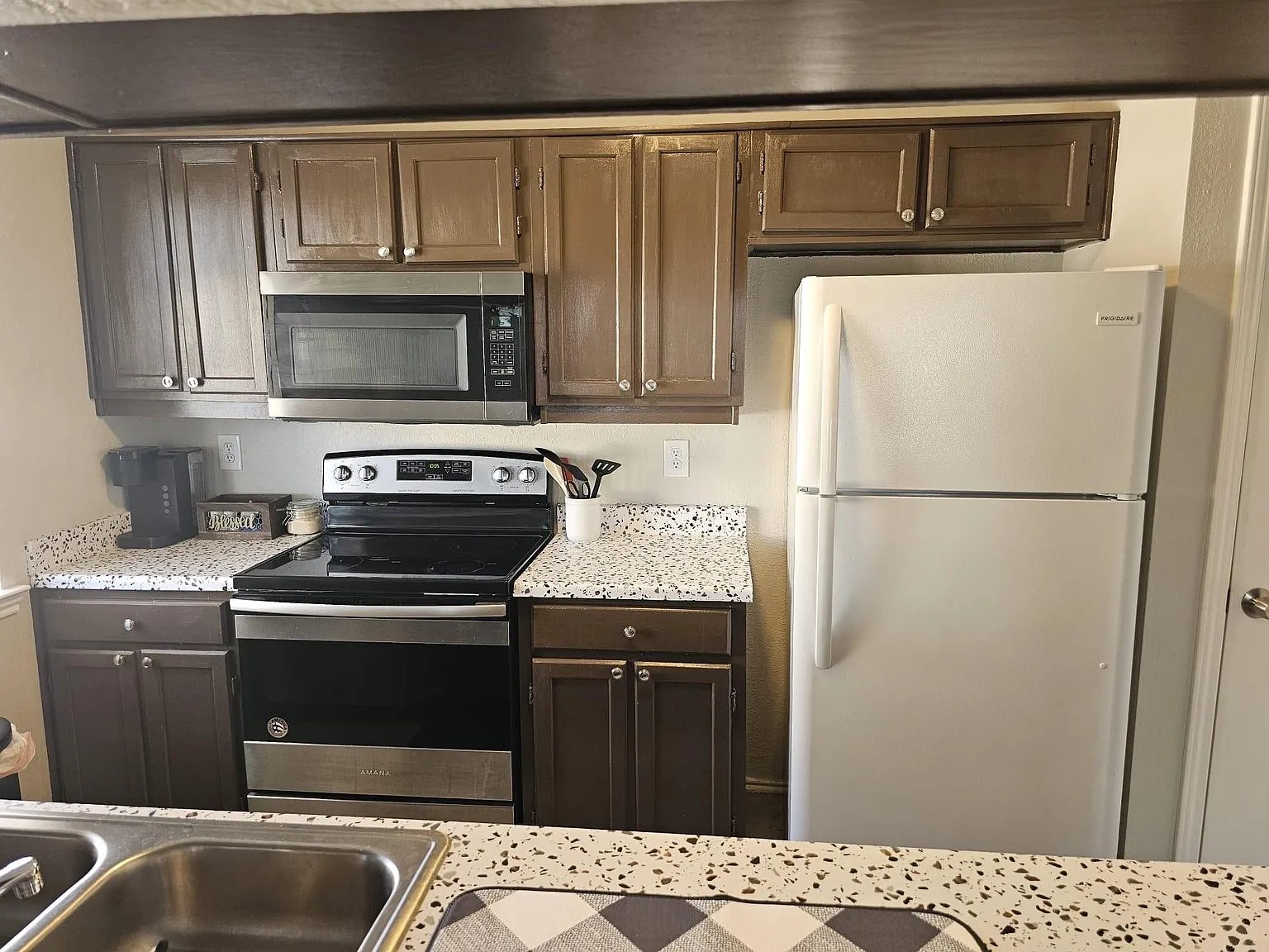 1 bed, 641 sqft, $1,100 — Photo 4