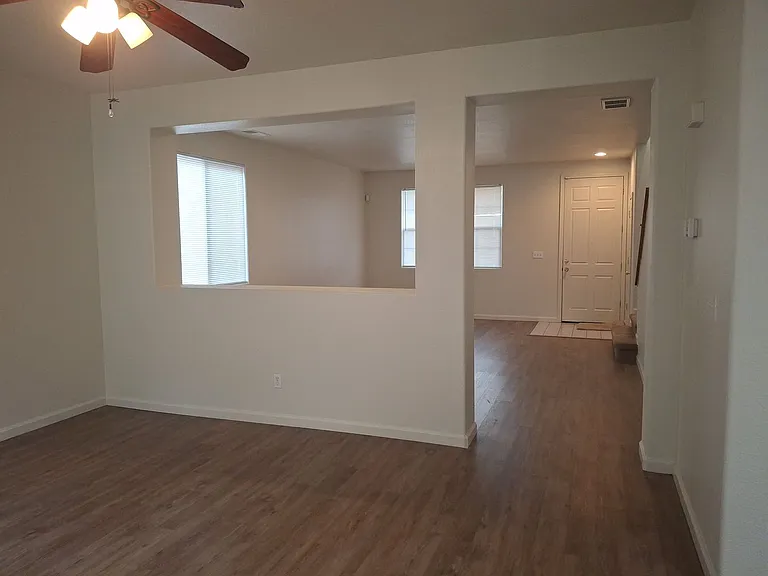 313 Dorinda Ct — Photo 12
