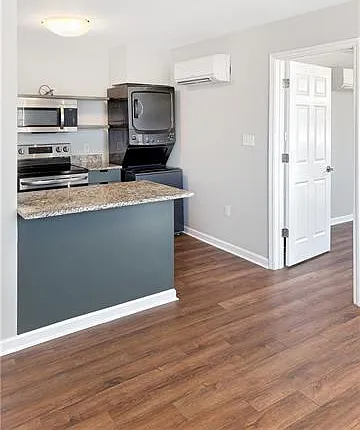 2851 Baronne St #2A — Photo 3