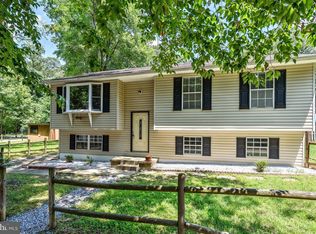 1459 Tana Ln, Gambrills, MD 21054