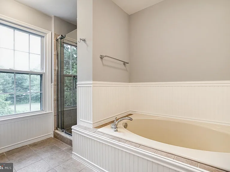 3827 Inverness Rd — Photo 20