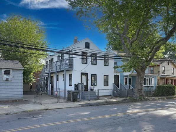 33-35 Granfield Avenue, Bridgeport, CT 06610