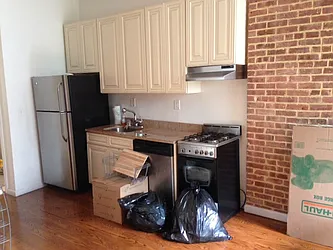 Rented by Warren T Real Estate Corp.