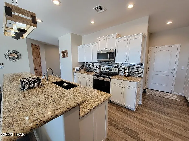 3255 Silver Saddle Dr — Photo 12