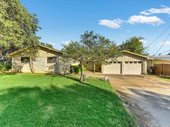 1984 Hilltop Dr, Wimberley, TX 78676