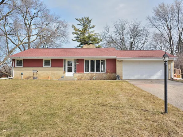 4770 North 134th STREET, Brookfield, WI 53005