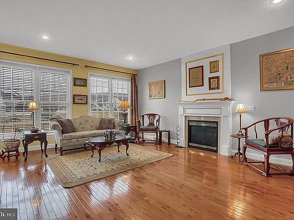 5th image of 1304 Kelley Dr