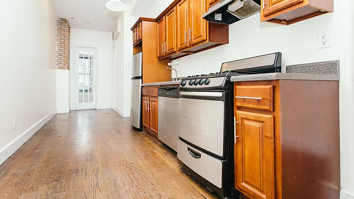 Rented by Nooklyn NYC LLC | media 4
