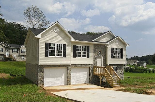 1st image of 2310 Olde Meadow Dr