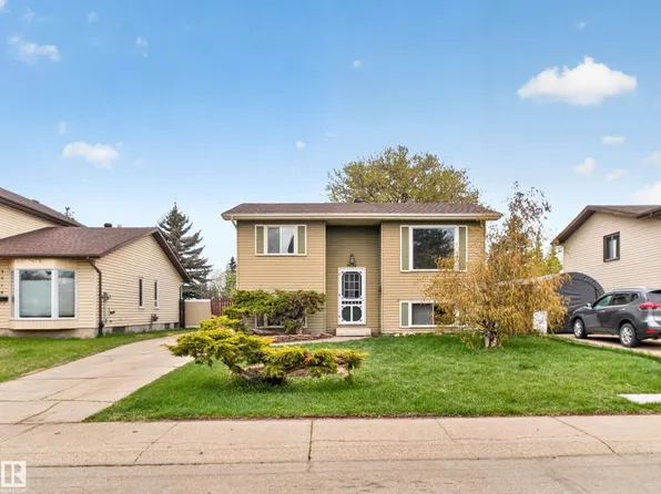 3520 49a St NW, Edmonton, AB T6L 3V9