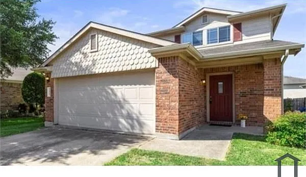 4 bed, 2200 sqft, $3,500 — Photo 2