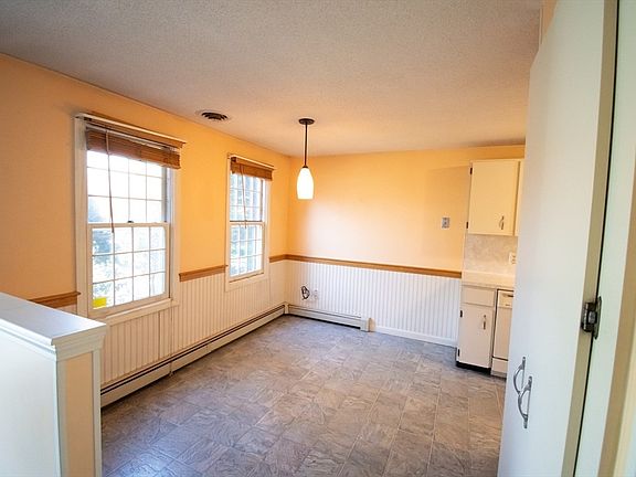 5th image of 411 Twin Lakes Dr Unit 411
