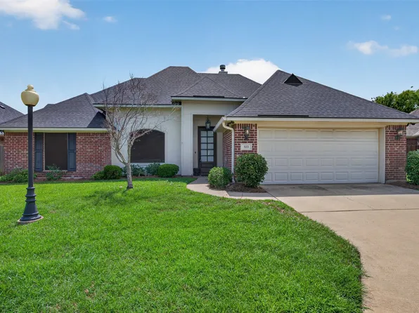 323 Oakland Pl, Bossier City, LA 71112