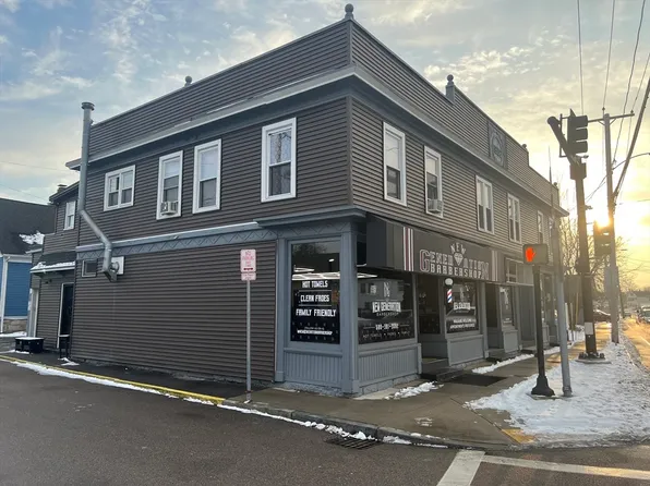 99-99 E Main St #101, Milford, MA 01757