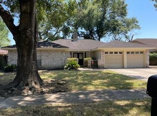 4111 Saratoga Dr, Houston, TX 77088